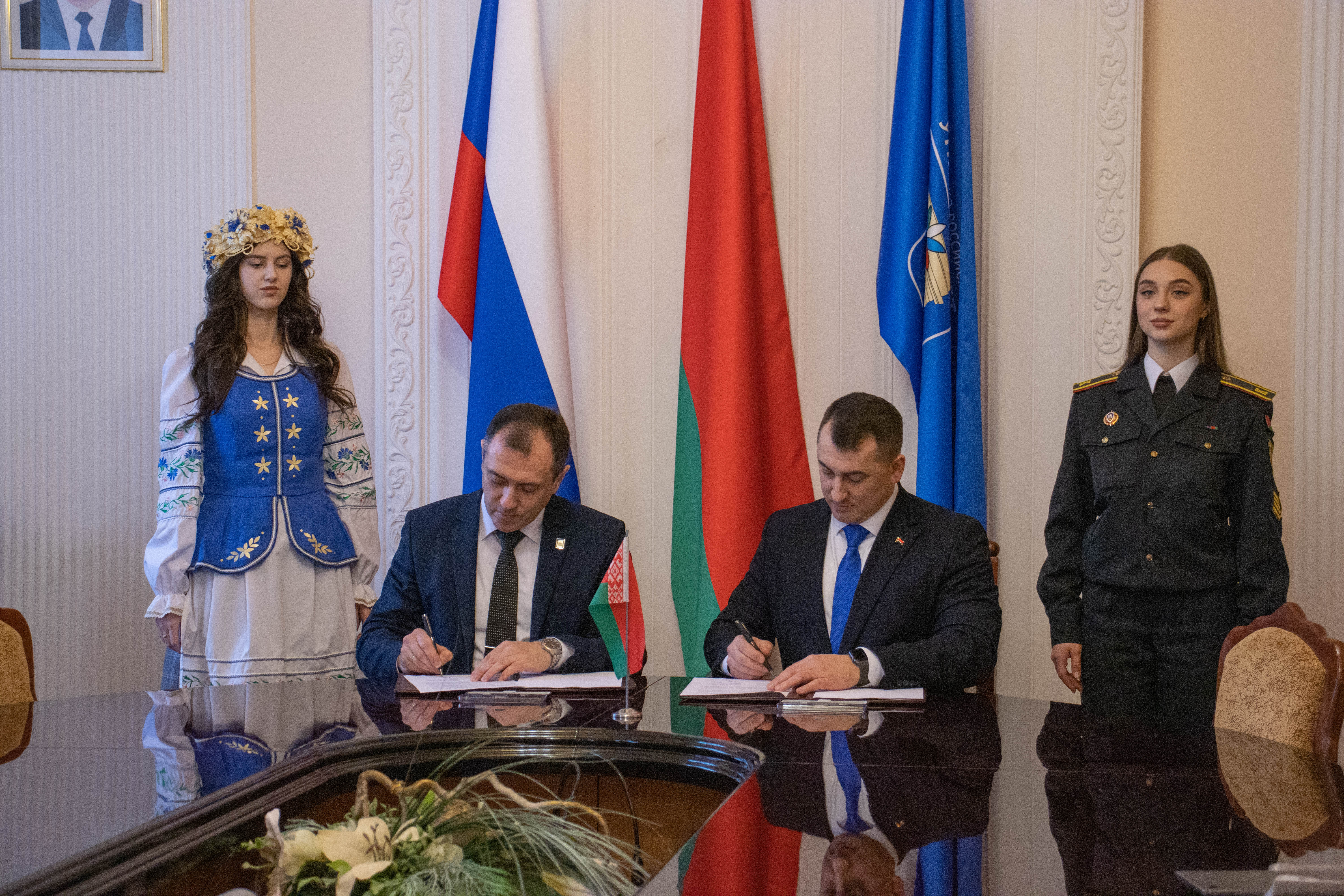 Сотрудничество БРУ